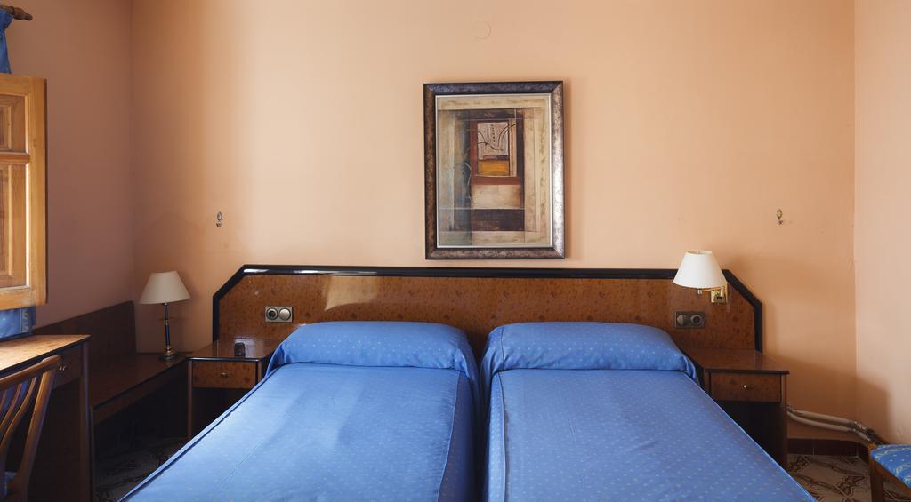 La Casa Del Tio Venancio Guest House Caracenilla ห้อง รูปภาพ