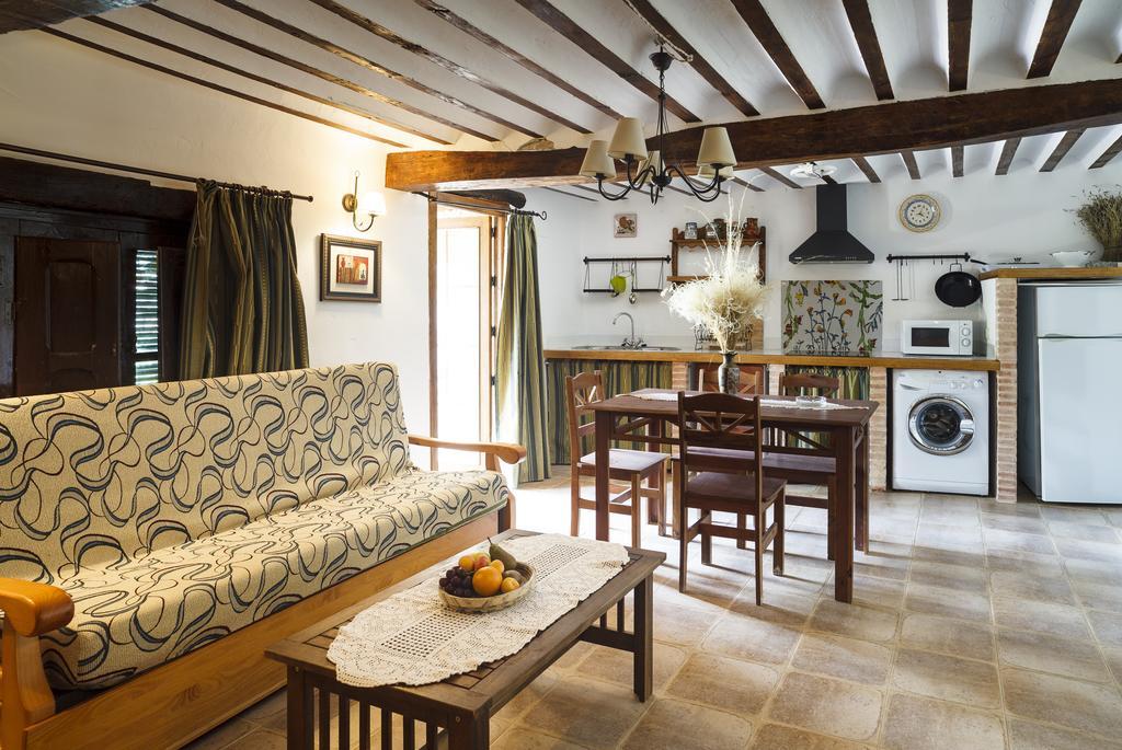 La Casa Del Tio Venancio Guest House Caracenilla ห้อง รูปภาพ