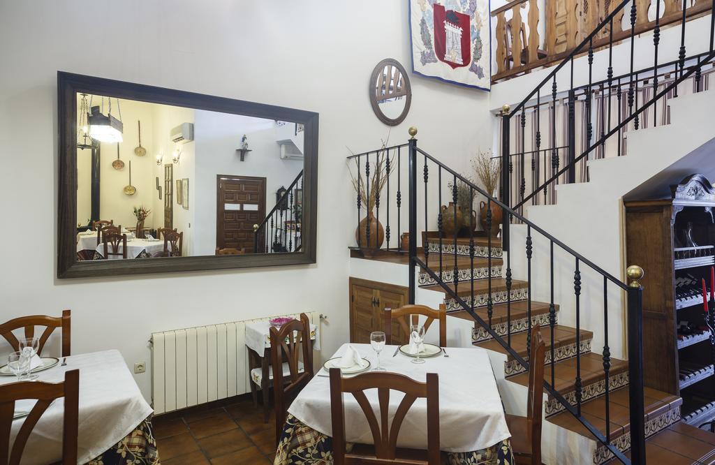 La Casa Del Tio Venancio Guest House Caracenilla ภายนอก รูปภาพ