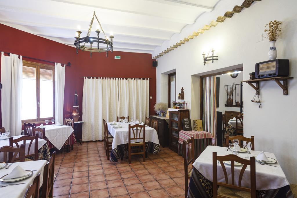 La Casa Del Tio Venancio Guest House Caracenilla ภายนอก รูปภาพ