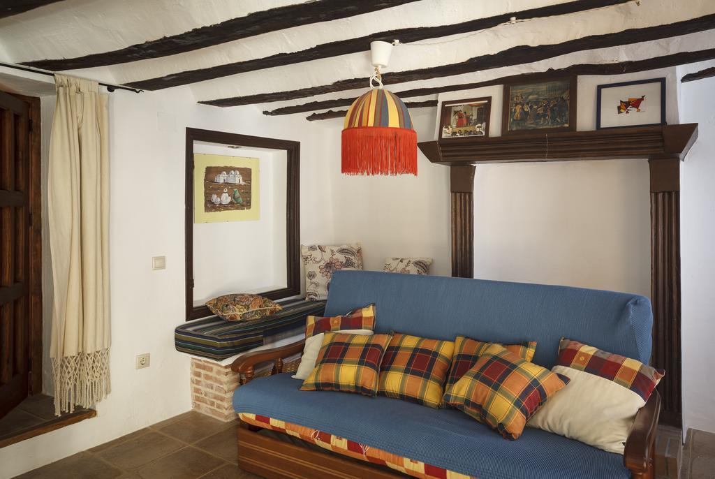La Casa Del Tio Venancio Guest House Caracenilla ภายนอก รูปภาพ