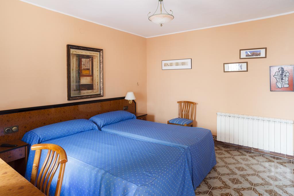 La Casa Del Tio Venancio Guest House Caracenilla ภายนอก รูปภาพ